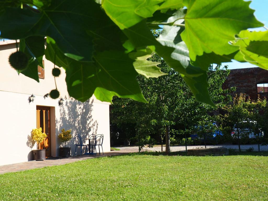 Penzion U Vlku Valtice Exterior photo